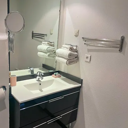 Апартаменты Reve Rose Equipe, Wifi, Vue Лурд