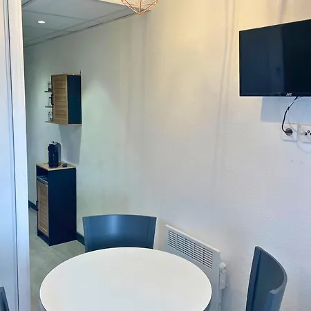 Reve Rose Equipe, Wifi, Vue Лурд